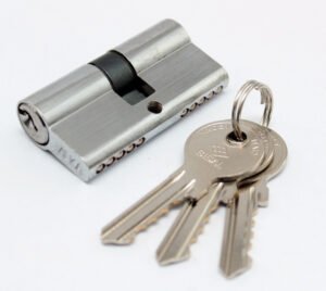 Cilindro De Seguridad Para Puerta Con 3 Llaves Importado Ita - Imagen 2