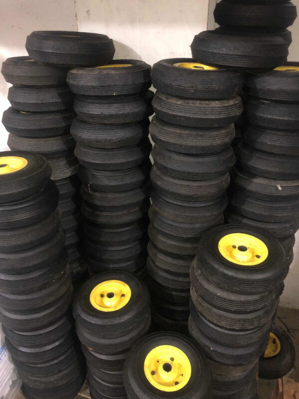 Rueda Caucho Para Carretilla Carrucha Macizo 10pLG - Imagen 8