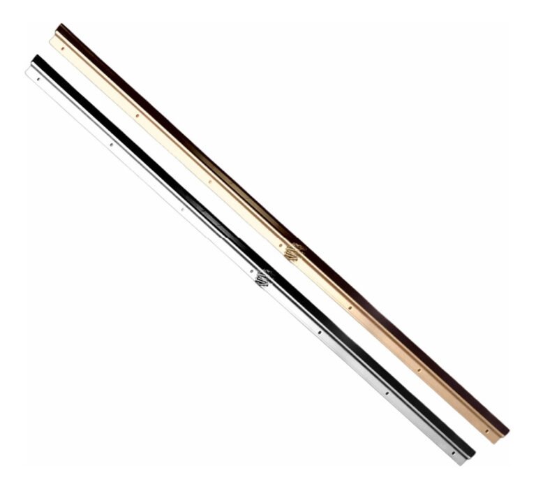Zócalo Parabicho Metálico De Puerta Incluye Tornillos 91,5cm - Imagen 1