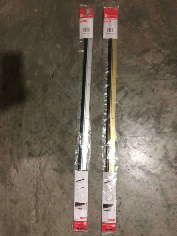 Zócalo Parabicho Metálico De Puerta Incluye Tornillos 91,5cm - Imagen 6