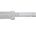Calibrador Vernier Plástico Resistente De 6 PuLG Uyustools