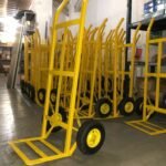 Carretilla Carrucha 2 Ruedas Macizas 10pLG Soporte De 180kg - Imagen 11